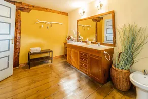 Casa Rural 'Laguna Herrera' en Segovia, piscina privada, jardín y hasta 14 personas - Image 5