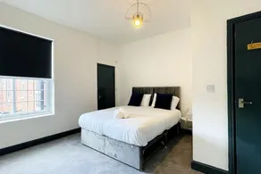 Luxury Apartment in Leicester City- Free Parking - Image 4