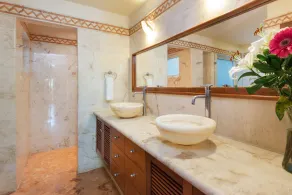 Steps from Beach,  Large private balcony overlooking pool & tropical garden - Image 3