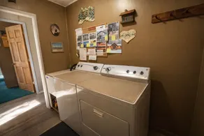 Sunset Beach Chalet W / Udendørs Hot Tub på Lake Arrowhead! Kajakker, Wi-Fi, Pool! - Image 3