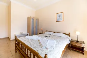 Appartement « Villa Captain Fotis 3 » acceptant les animaux, vue mer & balcon - Image 3