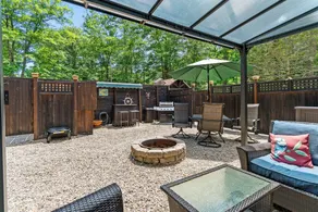 Log Guest Home, Fenced Patio w/ BBQ, Firepit, and more! 5 Mi to Ogunquit Center. - Image 3