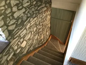NY, Rolig landlig beliggenhed, stor lukket have, log brænder, adgang til Kendal - Image 3