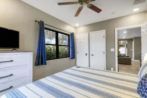 🌴 Island Time | Huge Pool Home | Sleeps 18 • Cabana Bar • Steps to Beach ➠ 22 Laurel - Image 5