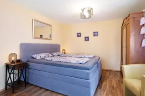 Holiday Apartment \"Sink\" with Private Terrace, Private Garden & Wi-Fi - Image 5