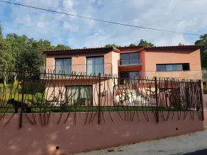 I fredelige grønne omgivelser<br> syr dig selv i denne prestigefyldte villa - Image 2