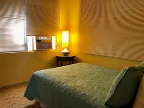 GREAT LOCATION 2 BR LARGE HOUSE! BEACH 2 BLOCKS - Image 3