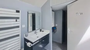 Maison avec parking et terrasse Option spa - Image 2