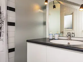 Lovely Holiday Home in Ã…lbÃ¦k near Sea - Image 3