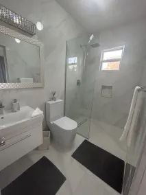 Brand New- Modern Sea' Ya Villa - Image 3