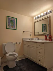 Quiet and big room in Coquitlam - Image 2