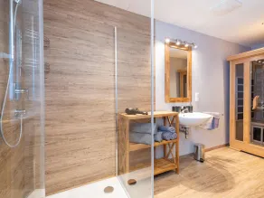 Cosy apartment with sauna - Image 4