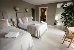 Coastal View House - Image 5