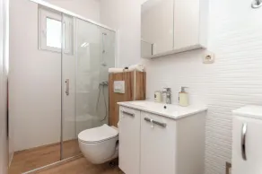 Ferienwohnung mit Terrasse und Grill | Gartenblick - Image 3