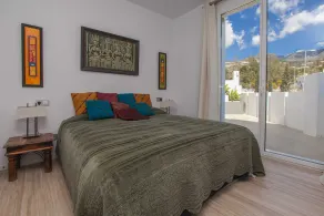 Luxurious newly built Villa - Image 4