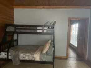 Managers Cabin 55 at Tranquility Bay Resort - Image 4