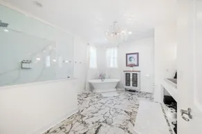Sol Mate- 6 Bed 4. 5 Bath Pool & Rooftop Home On The Beach - Image 4