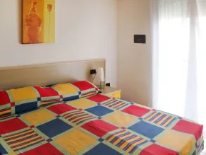 Nice apartment in villa for 5 guests with A/C, WIFI, pool, TV and terrace - Image 5