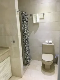 Schöne Wohnung im Erdgeschoss mit Garten, neben dem Pool. Kostenloses Wifi & Parkplatz - Image 5