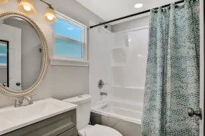 Comfy 4br/2bath near I295, Beach, and Orange Park - Image 3