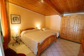 Nice cottage ideal for couples, large enclosed garden with private pool. Pets are welcome. Bucine is - Image 5