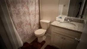 Close to Attractions, Sleeps 4 - Image 3