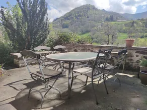 Authentic house a few steps from hiking trails and ski slopes - Image 5
