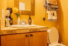 Home: Sleeps 4, Bedroom, Living, Bath, Office, Patio - Image 5