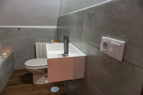 HOUSE WITH SWIMMING POOL AND PRIVATE PATIO IN VALSAIN - Image 4
