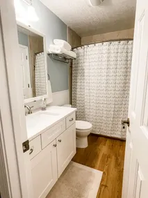 Beautiful 1 bedroom condo with a view! - Image 3