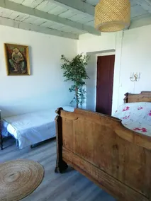 Authentic Corsican house in the mountains - Image 4