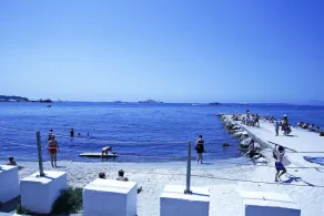 BEAUTIFUL 3 ROOMS QUIET AND BRIGHT SEA VIEW - Image 3