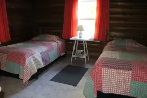 Pet-Friendly Fuldt Udstyret Hytte med vandudsigt i Downeast Maine, 4 sovepladser - Image 4