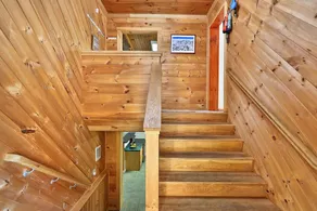 Winding Way Chalet 3 Bedroom Home - Image 2