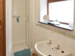 1 bedroom accommodation in Four Lanes, near Camborne - Image 2