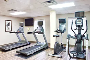Studio | Free Breakfast Buffet, Pool & Gym Access - Image 2