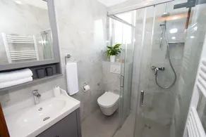 \"The Oasis\" - Trilj - Your home away from home - Image 3