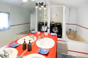Maison 'Vacances Pays Basque' with Private Terrace, Garden, and Wi-Fi - Image 2
