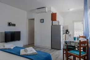 One bedroom apartment with terrace Vir (A-23033-b) - Image 4