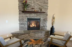 Ahwahnee Hilltop Getaway - large modern home with amazing views - Image 2