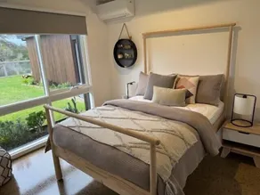 Family fun & relaxation, swim spa, games room, 1 acre of land (sleeps 8) - Image 3
