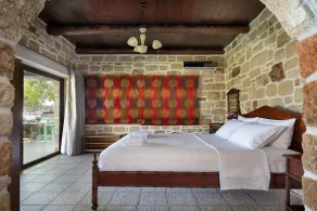 Villa Minoa just next to the Beach, with Surprising Sea and Mountain Views - Image 4