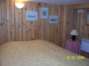 En katalansk landsbygd med fantastisk utsikt över bergen - Image 2