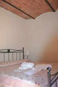 APARTAMENTO COM JARDIM PRIVADO NA VILA MEDIEVAL PERTO DO MAR, - Image 5