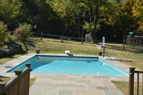 Large family compound , guest house, barn, pool on 13 acres - Image 2
