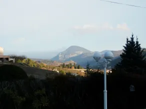 Charmantes Ferienhaus, sonniger, abgeschiedener Garten und Blick auf die Pyrenäen, in der Nähe von Carcassonne - Image 3