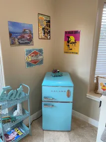 SUMMER FUN BEACH GETAWAY RETREAT - VINTAGE - NOSTALGIC SURF DECOR & OUTDOOR LIFE - Image 2