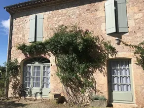 Renovierte Maisonette im Schloss aus dem 17. Jh - Image 4