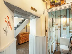 2 bedroom accommodation in Holcombe, near Dawlish - Image 5