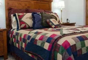 The Pine Cone - Cozy & Perfect for Couples  ~ Includes Kayaks! - Image 3